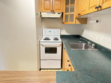 216 8460 Ackroyd Road, Richmond, BC, Richmond — Apartment/Condo for sale