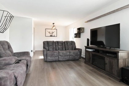 301 5700 200 Street, Langley, BC, Langley — Apartment/Condo for sale