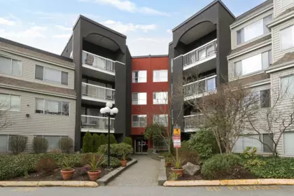 301 5700 200 Street, Langley, BC, Langley — Apartment/Condo for sale