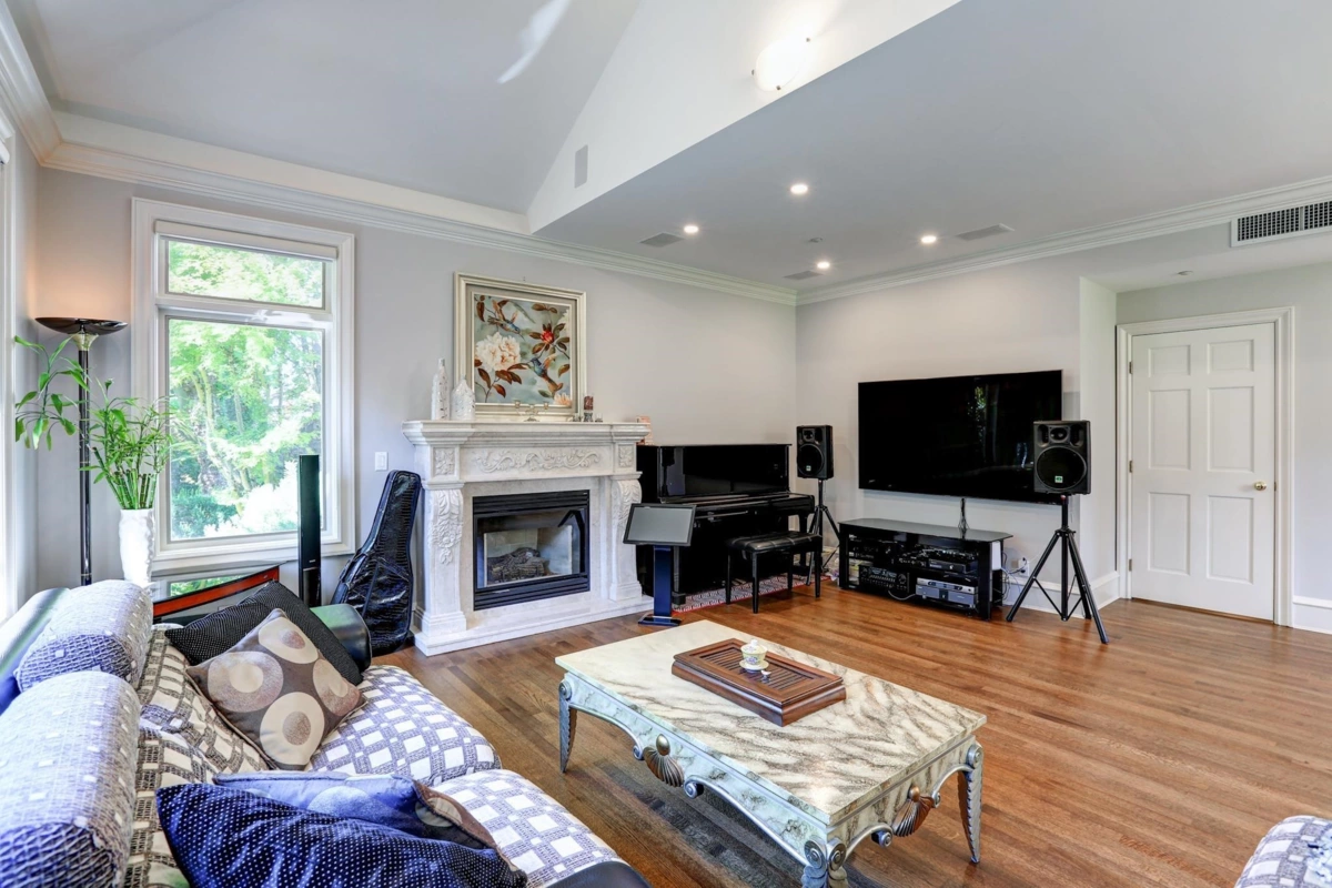 Breakfast Nook Photo of 4538 Angus Drive, Vancouver, BC