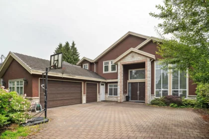 9320 Saunders Road, Richmond, BC, Richmond — Single Family Residence for sale
