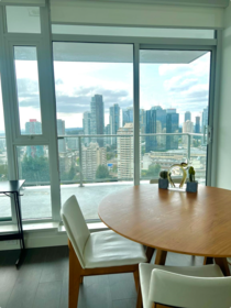 Kitchen Island Photo of 3303 6538 Nelson Avenue, Burnaby, BC