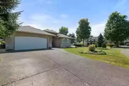 10383 Royalwood Boulevard, Rosedale, BC, Rosedale — Single Family Residence for sale