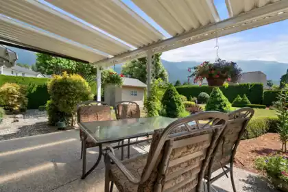 10383 Royalwood Boulevard, Rosedale, BC, Rosedale — Single Family Residence for sale
