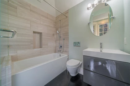 Entry Foyer Photo of 1610 Wesbrook Crescent, Vancouver, BC