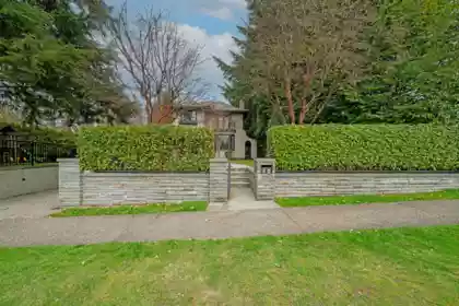 Garden / Landscaping Photo of 1610 Wesbrook Crescent, Vancouver, BC