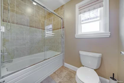 Fitness Center Photo Near 2255 135a Street, Surrey, BC
