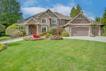 2255 135a Street, Surrey, BC, Elgin Chantrell — 7 bed single family residence for sale