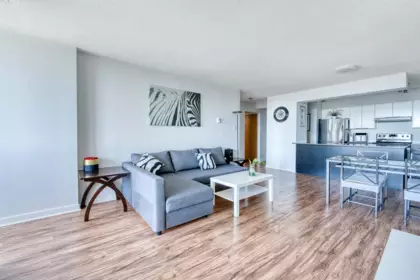 2201 9521 Cardston Court, Burnaby, BC, Burnaby — Apartment/Condo for sale