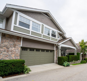 98 3500 144 Street, Surrey, BC, Surrey — Townhouse for sale