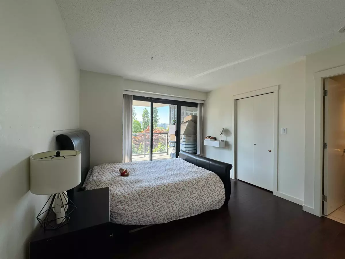 Kitchen Photo of 612 5811 No. 3 Road, Richmond, BC