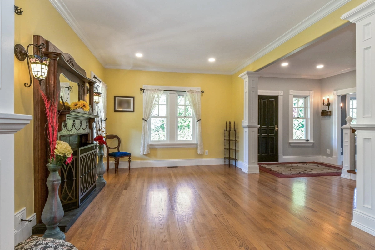 Breakfast Nook Photo of 1526 232 Street, Langley, BC