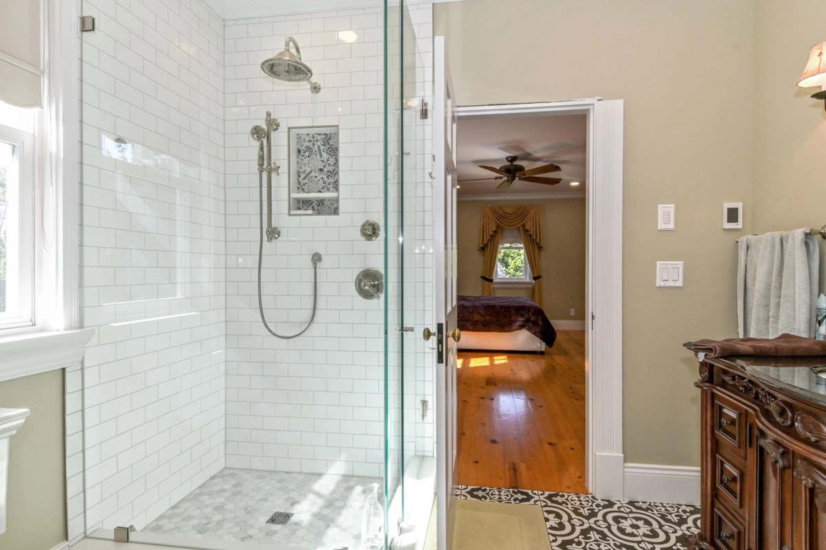 Powder Room Photo of 1526 232 Street, Langley, BC