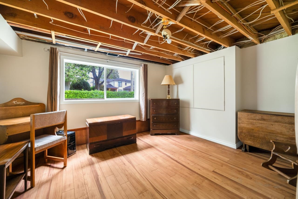 Entry Foyer Photo of 10320 Caithcart Road, Richmond, BC