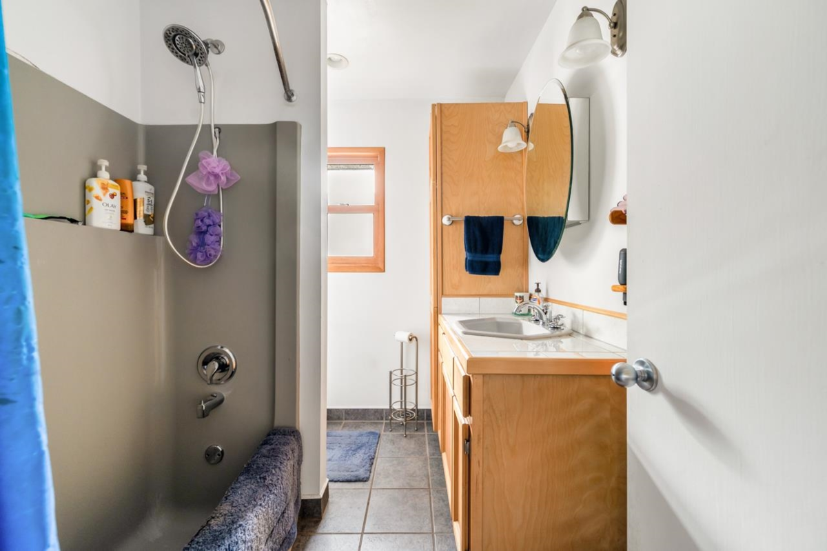 Office / Den Photo of 10320 Caithcart Road, Richmond, BC