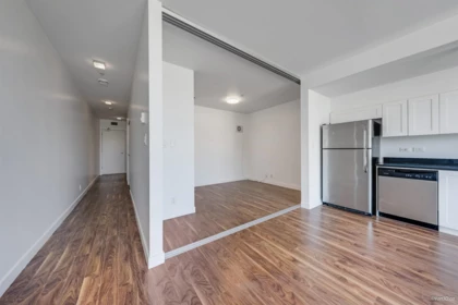 210 2511 Quebec Street, Vancouver, BC, Vancouver — Apartment/Condo for sale