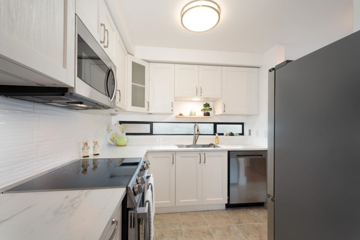 Family Room Photo of 214 140 E 4th Street, North Vancouver, BC