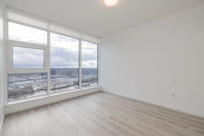 Powder Room Photo of 4505 680 Quayside Drive, New Westminster, BC
