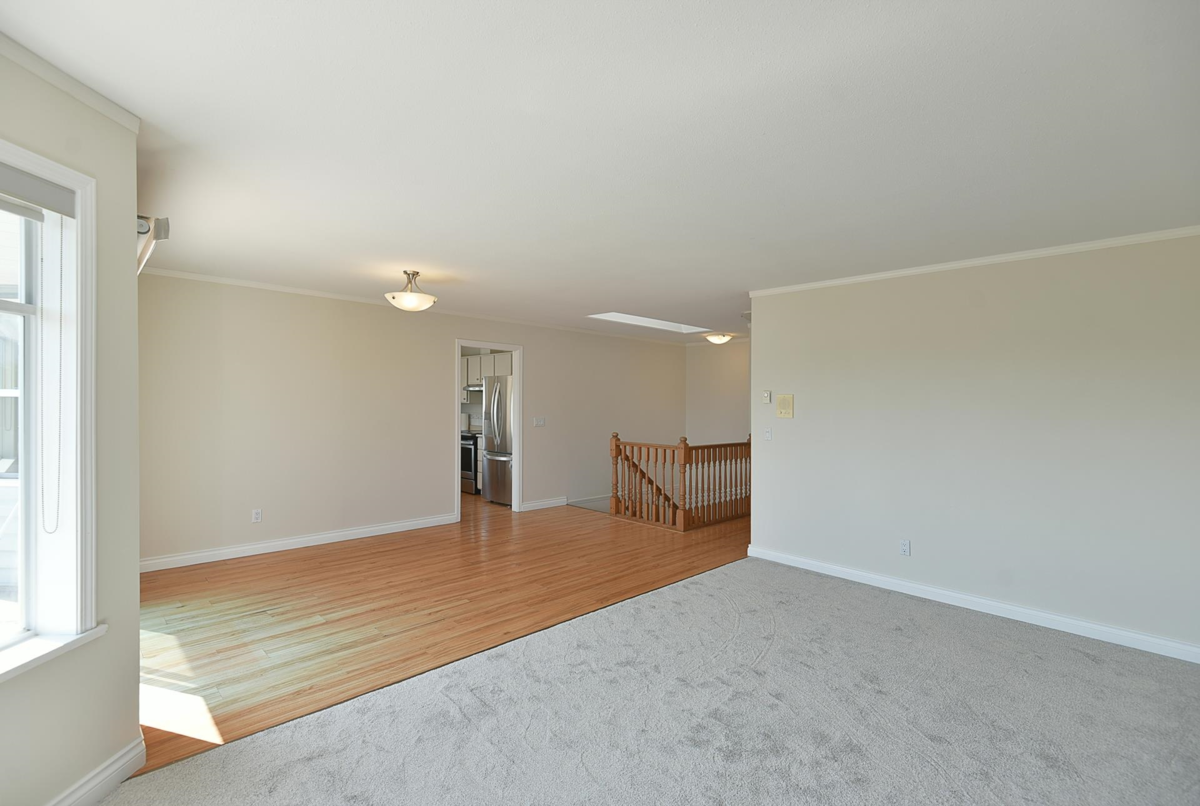 Living Room Photo of 808 Bayview Heights Road, Gibsons, BC