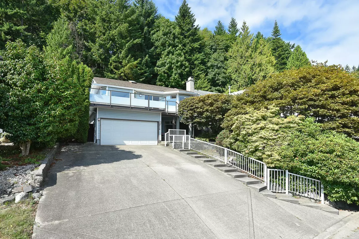 Outdoor Patio Photo of 808 Bayview Heights Road, Gibsons, BC