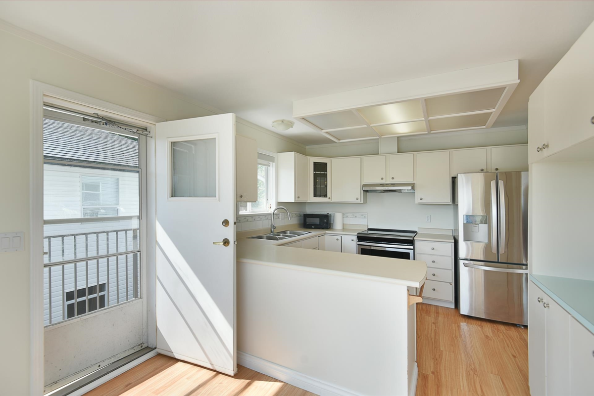 Primary Bedroom Photo of 808 Bayview Heights Road, Gibsons, BC