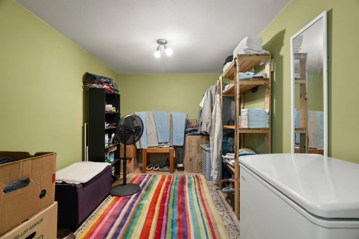 Mudroom Photo of 7790 Grand Street, Mission, BC