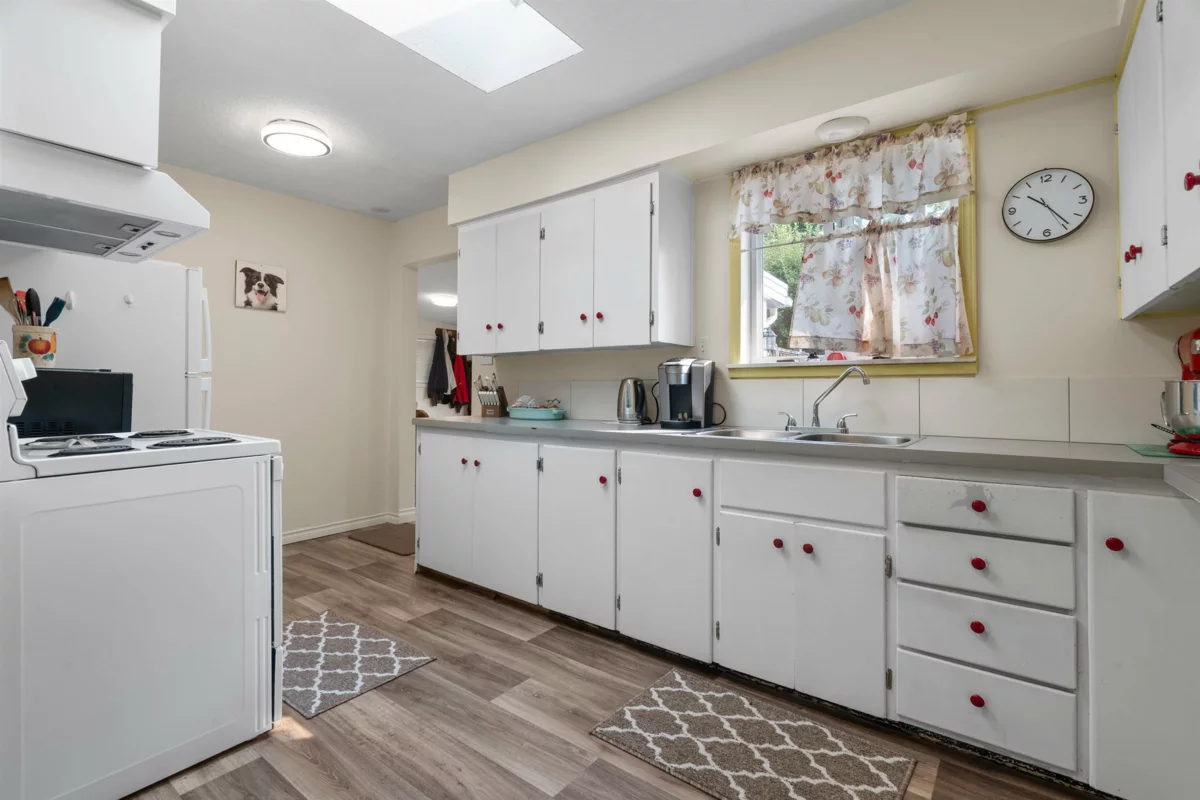 Primary Bedroom Photo of 7790 Grand Street, Mission, BC