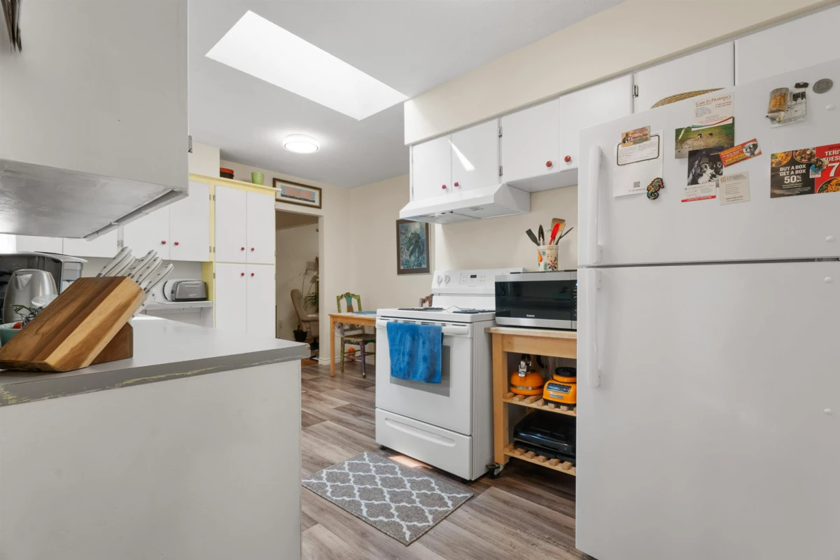 Walk-In Closet Photo of 7790 Grand Street, Mission, BC