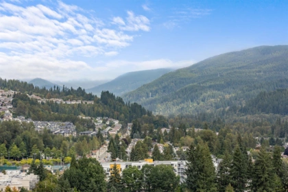 2502 3093 Windsor Gate, Coquitlam, BC