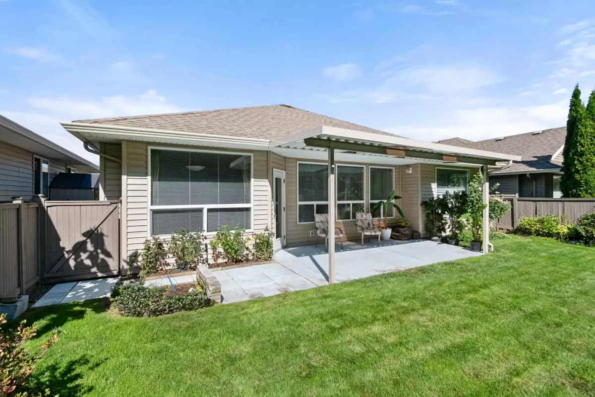 Kitchen Island Photo of 46516 Hearthstone Avenue, Chilliwack, BC