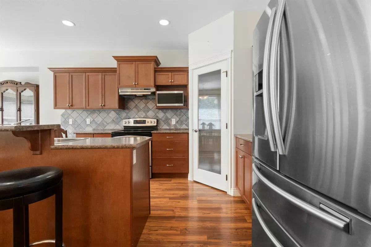 Walk-In Closet Photo of 46516 Hearthstone Avenue, Chilliwack, BC