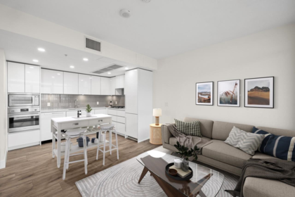 1901 10428 Whalley Boulevard, Surrey, BC, Surrey — Apartment/Condo for sale