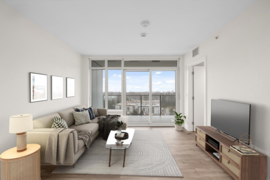 1901 10428 Whalley Boulevard, Surrey, BC