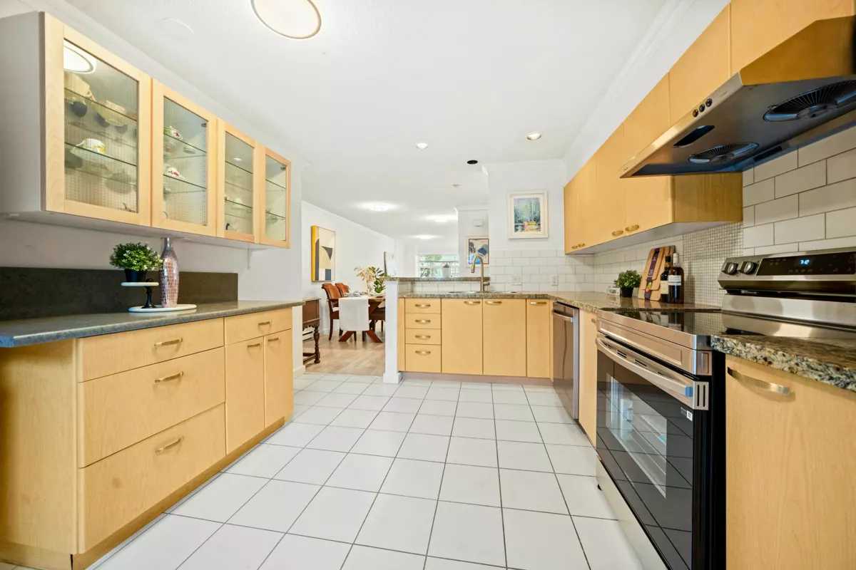 Breakfast Nook Photo of 44 7533 Heather Street, Richmond, BC