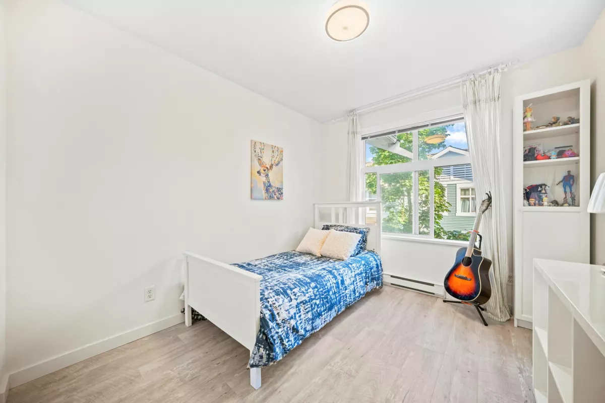 Guest Bathroom Photo of 44 7533 Heather Street, Richmond, BC