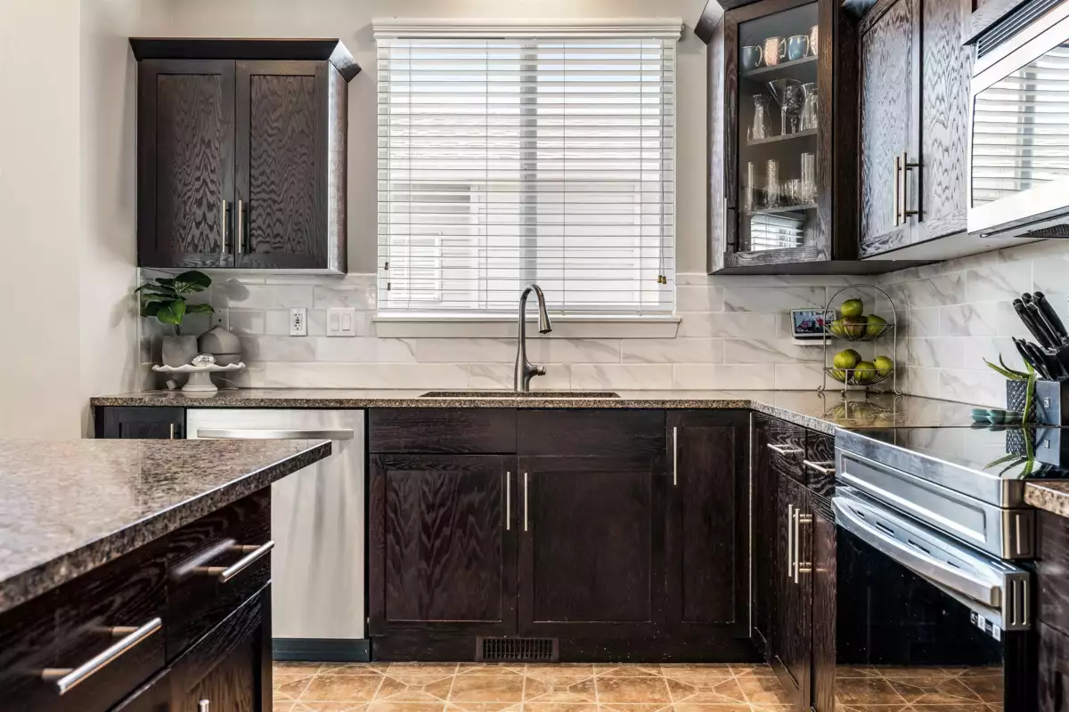 Breakfast Nook Photo of 3 46238 Strathcona Road, Chilliwack, BC