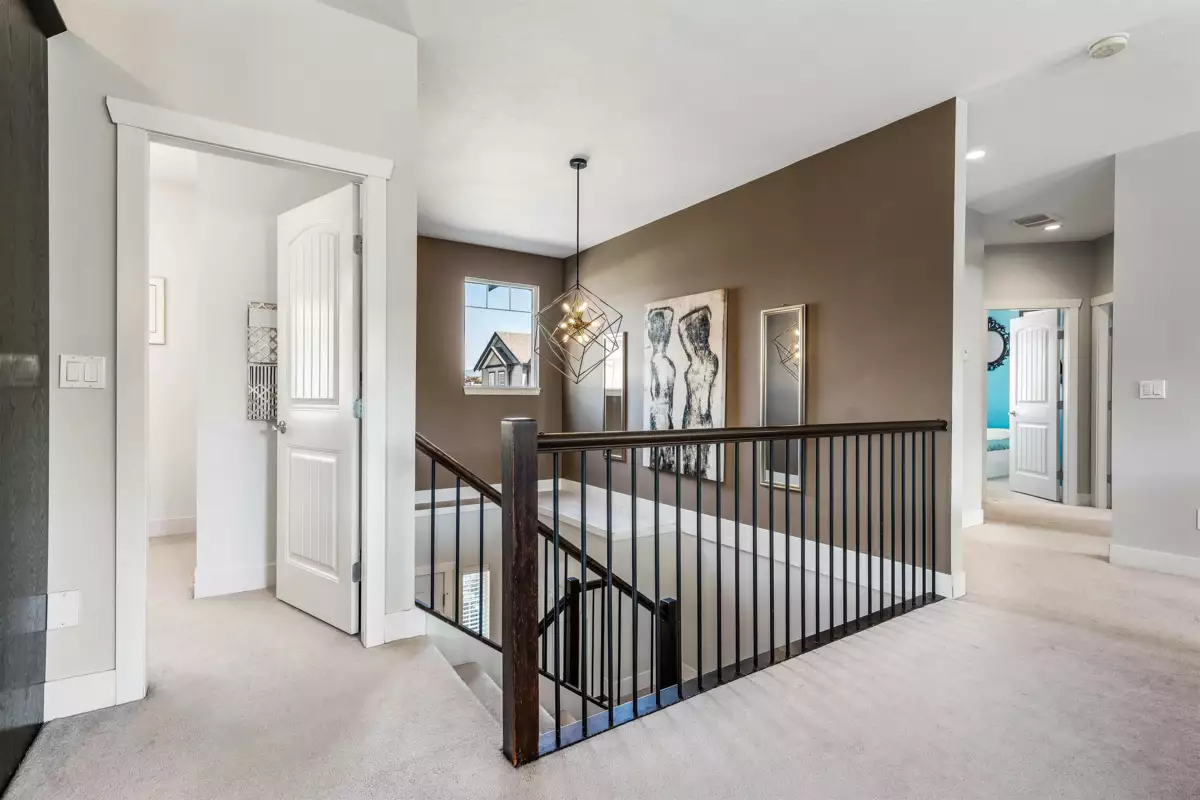 Dining Area Photo of 3 46238 Strathcona Road, Chilliwack, BC