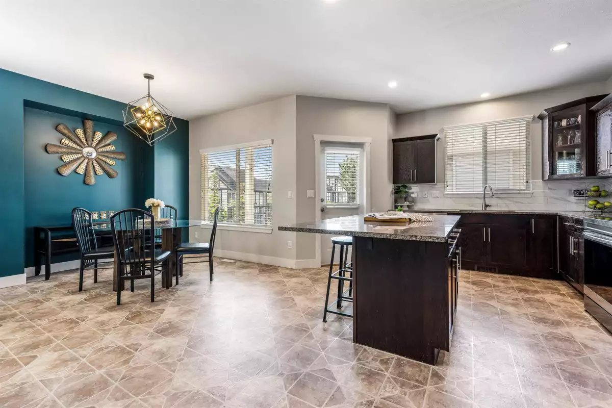 Kitchen Photo of 3 46238 Strathcona Road, Chilliwack, BC