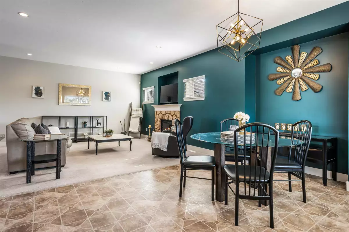 Walk-In Closet Photo of 3 46238 Strathcona Road, Chilliwack, BC