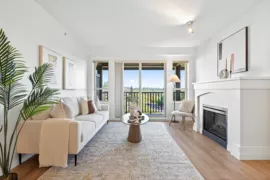 411 3110 Dayanee Springs Boulevard, Coquitlam, BC