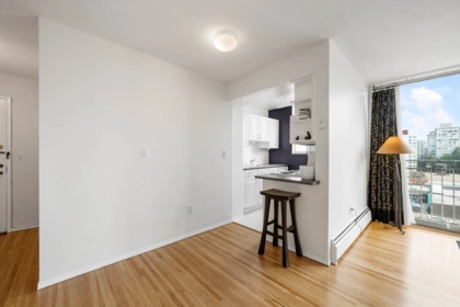 Breakfast Nook Photo of 906 1250 Burnaby Street, Vancouver, BC