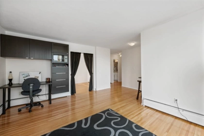 Kitchen Photo of 906 1250 Burnaby Street, Vancouver, BC