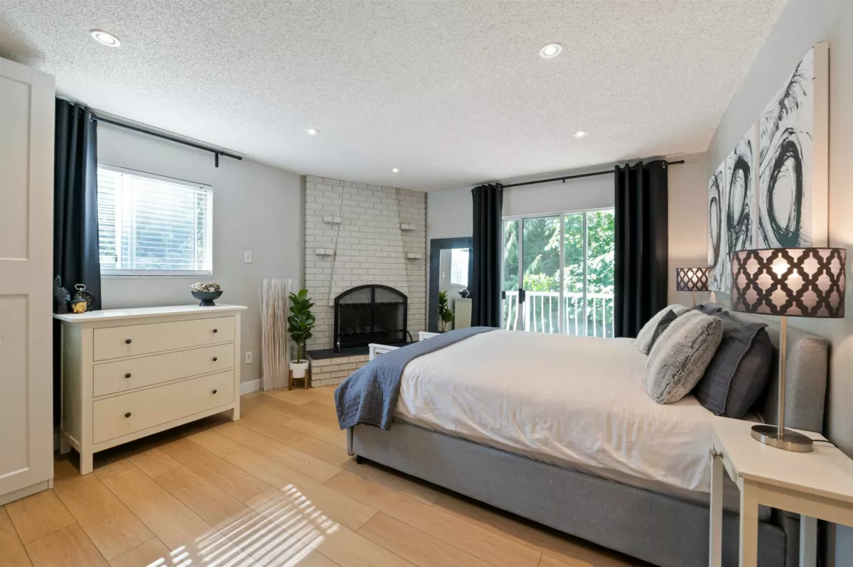 Basement Recreation Room Photo of 1261 River Drive, Coquitlam, BC