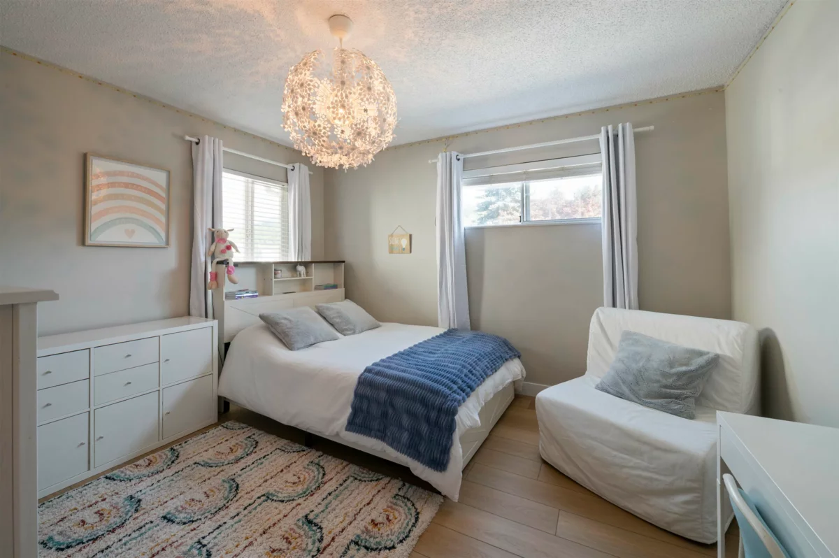 Entry Foyer Photo of 1261 River Drive, Coquitlam, BC