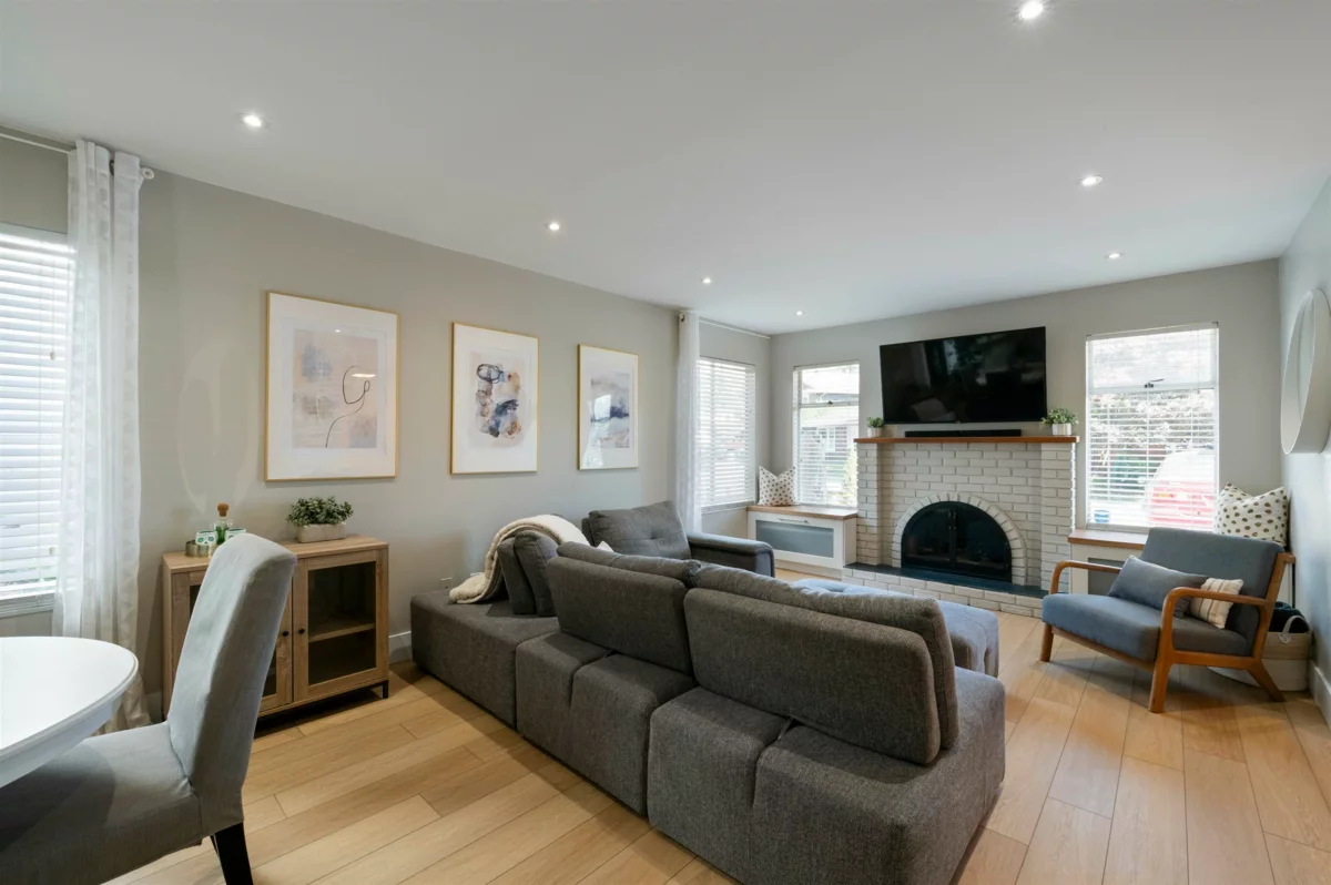 Kitchen Photo of 1261 River Drive, Coquitlam, BC