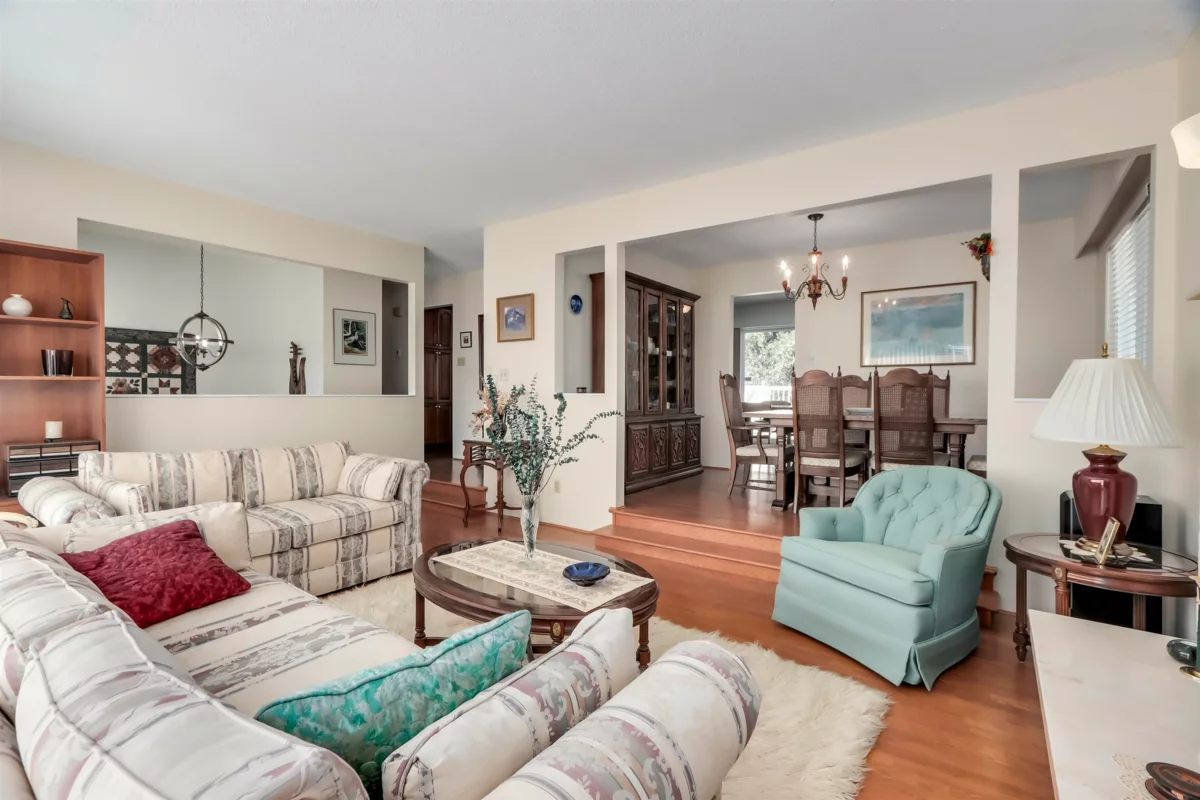 Dining Area Photo of 2141 Dauphin Place, Burnaby, BC