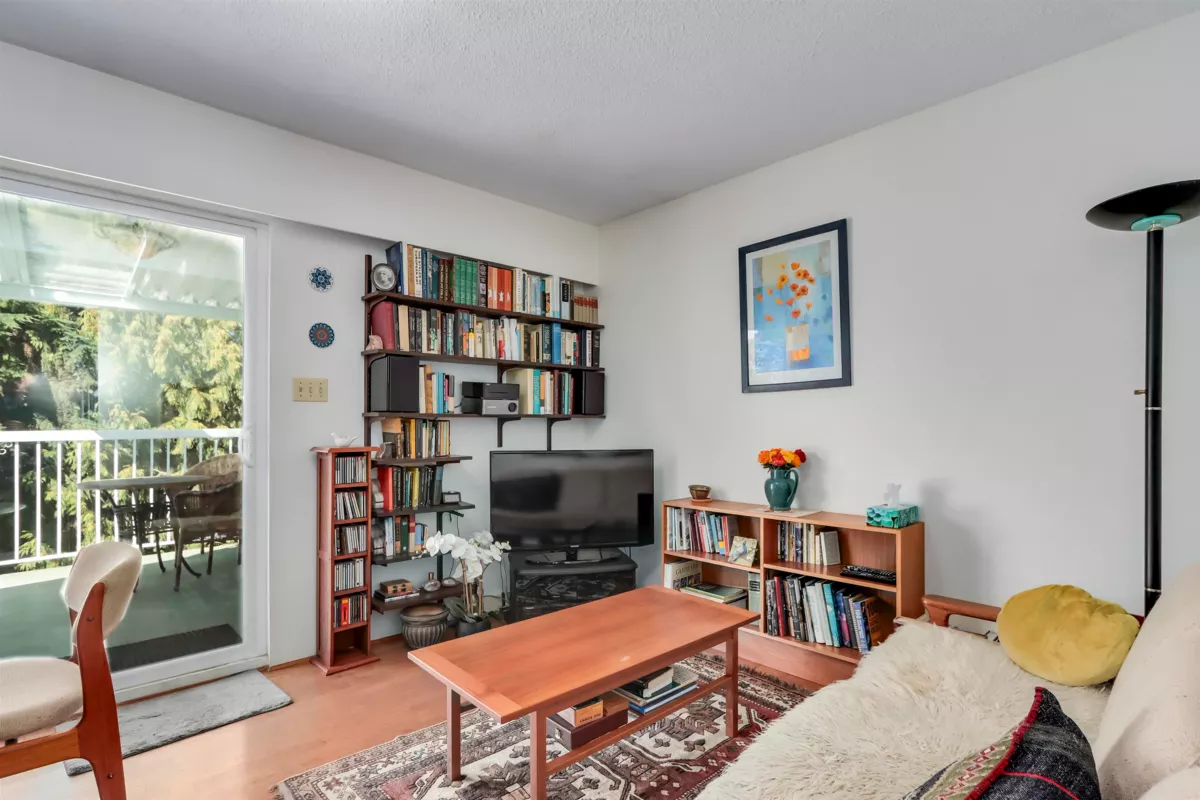 Primary Bathroom Photo of 2141 Dauphin Place, Burnaby, BC
