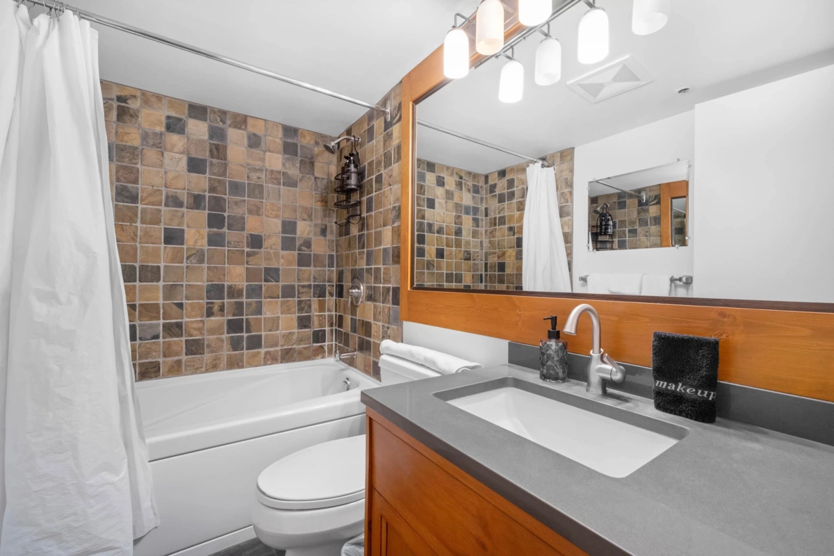 Walk-In Closet Photo of 218/219 4573 Chateau Boulevard, Whistler, BC