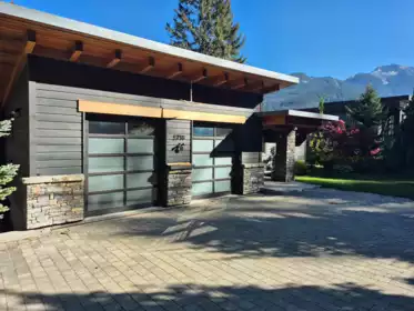 5714 Alta Lake Road, Whistler, BC, Whistler — Single Family Residence for sale