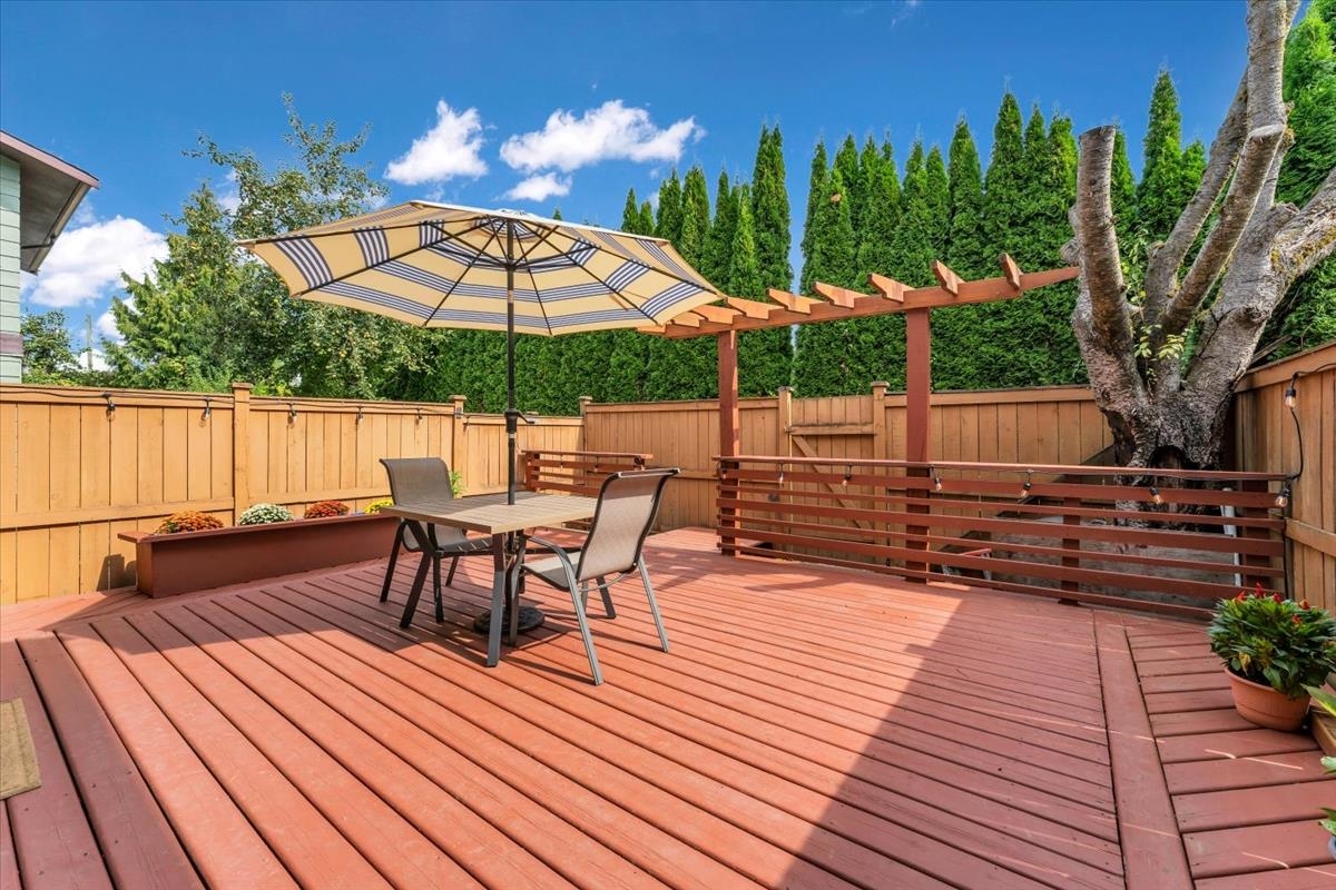 Backyard Photo of 28 2050 Gladwin Road, Abbotsford, BC